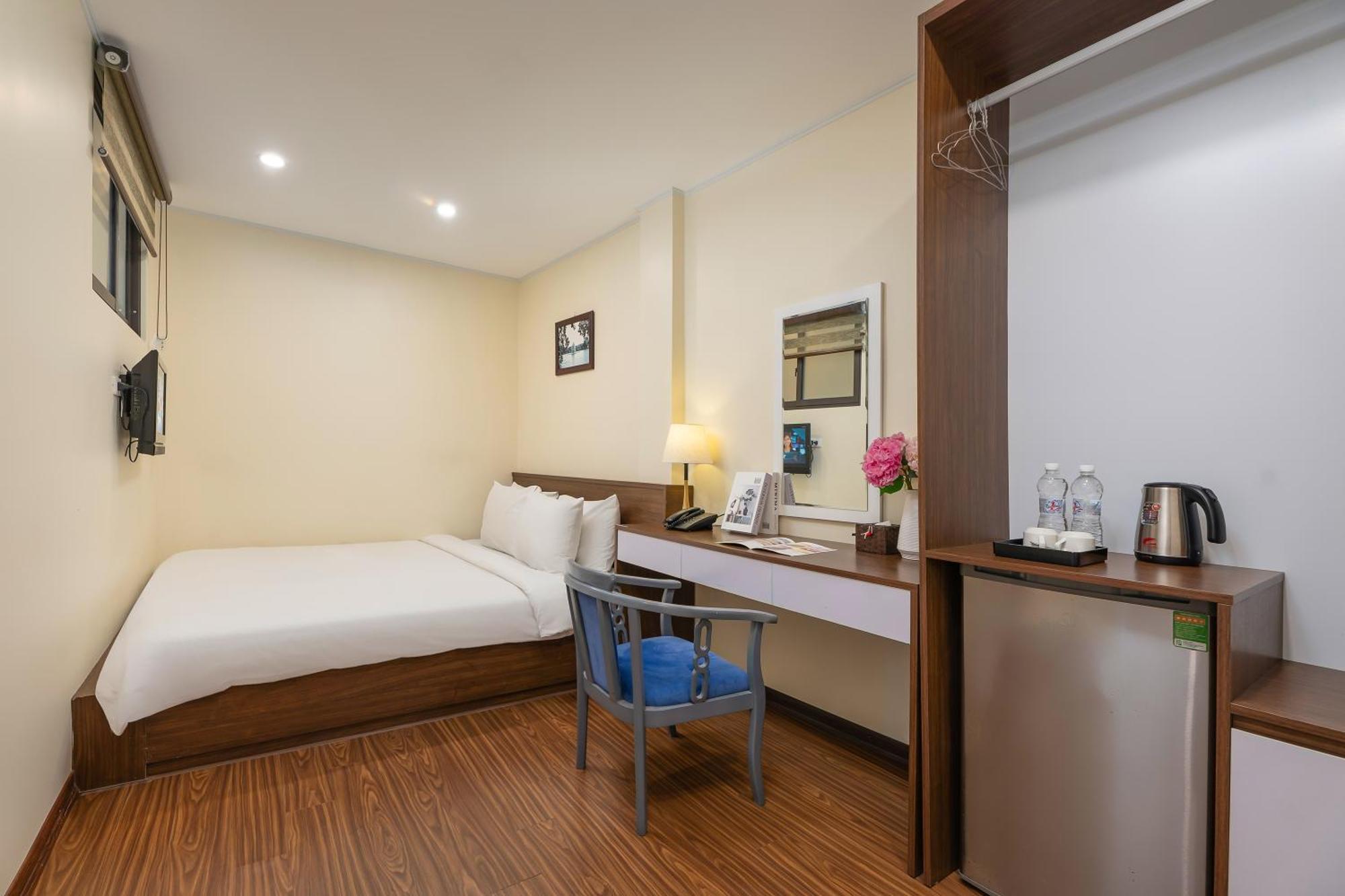 Queen Cafe Hotel & Pub Hanoi Kültér fotó